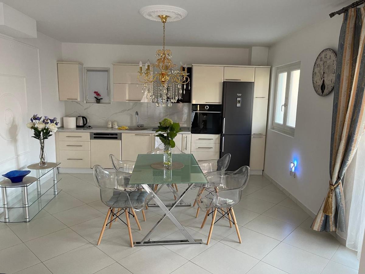 Apartmani Cirovic Luxury Χέρτσεγκ Νόβι Εξωτερικό φωτογραφία