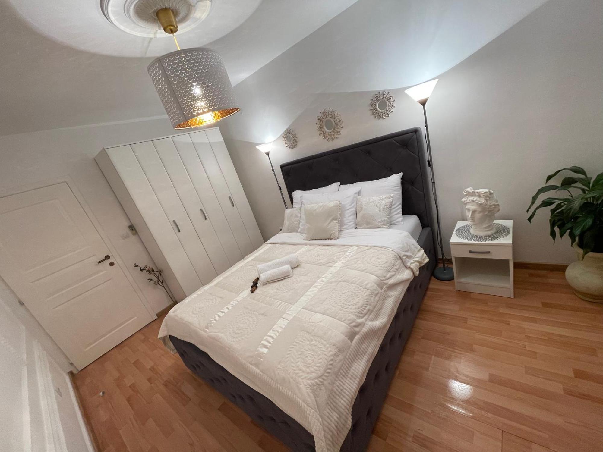 Apartmani Cirovic Luxury Χέρτσεγκ Νόβι Εξωτερικό φωτογραφία